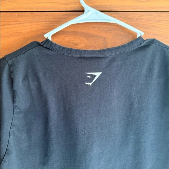 Gymshark Women's Black Short Sleeve Tee - Picture 7 of 8
